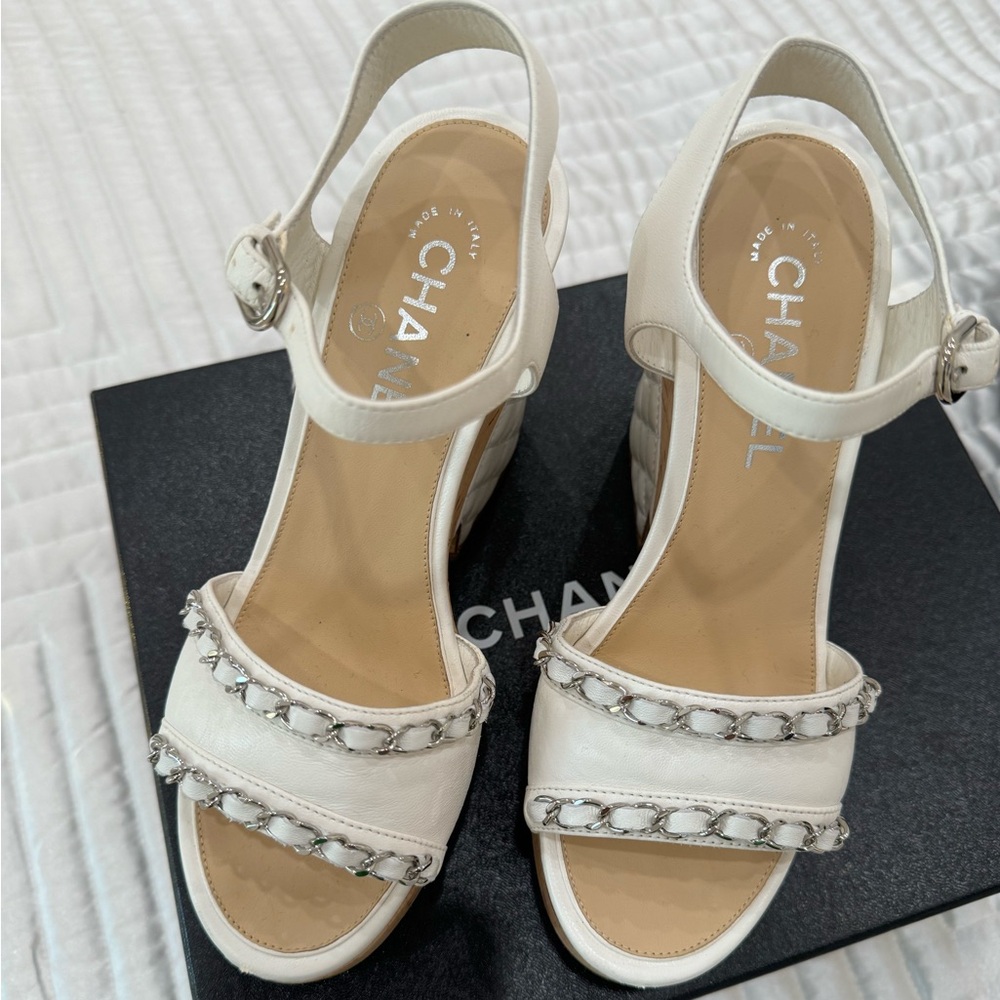 CHANEL SANDAL SHOES WITH CHAINS